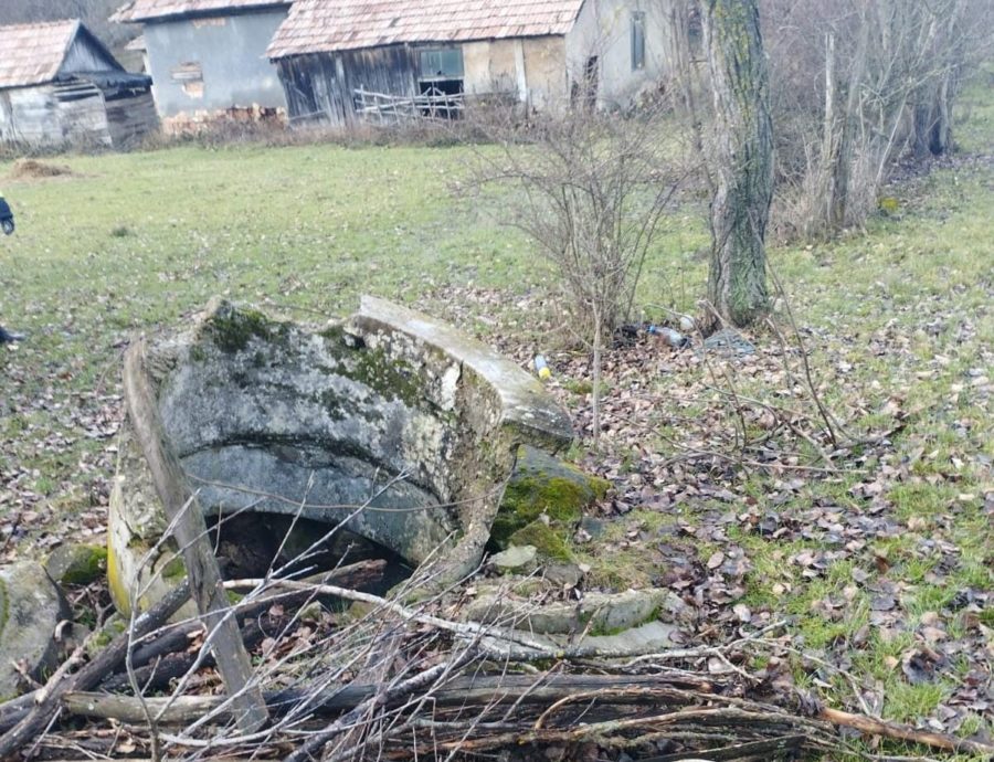 Cadavrul unui bărbat de 60 de ani descoperit într o fântână din Cluj