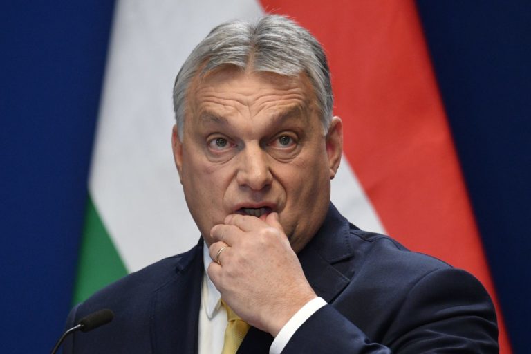 Scandalul declanșat de Viktor Orban la Băile Tușnad se amplifică. Au început demisiile